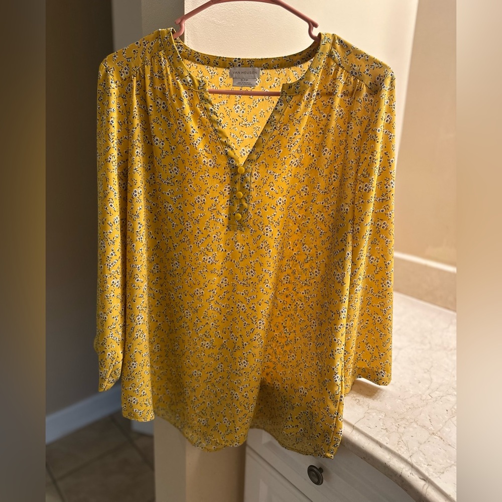Van Heusen blouse , Size SP
